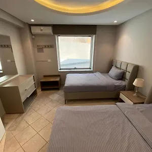 Crescent Of The Luxury Appartement